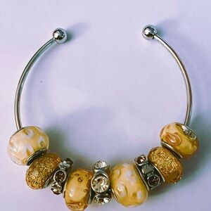 Elegant Gold Beaded Bangle